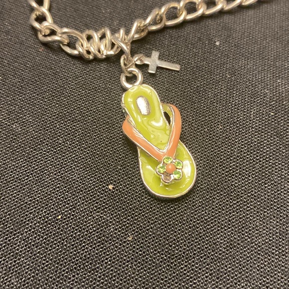 Flip flop bracelet - Picture 2 of 4